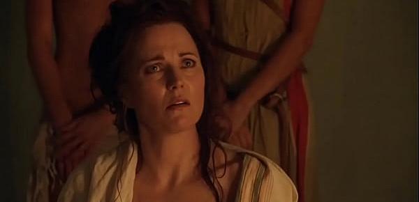 Lucy Lawless Spartacus Vengeance s2 e1 latino